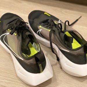 Nike sneakers size 9